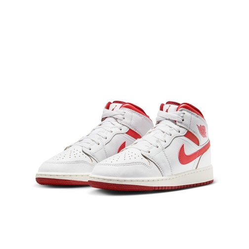 Jordan retro 1 sales mid grade school