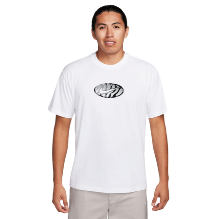 Foot locker athletic fit best sale t shirt